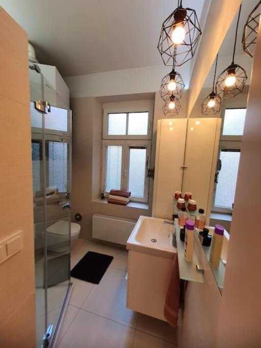Lovely & Unique Apt In The Historic Center. 브라티슬라바 외부 사진