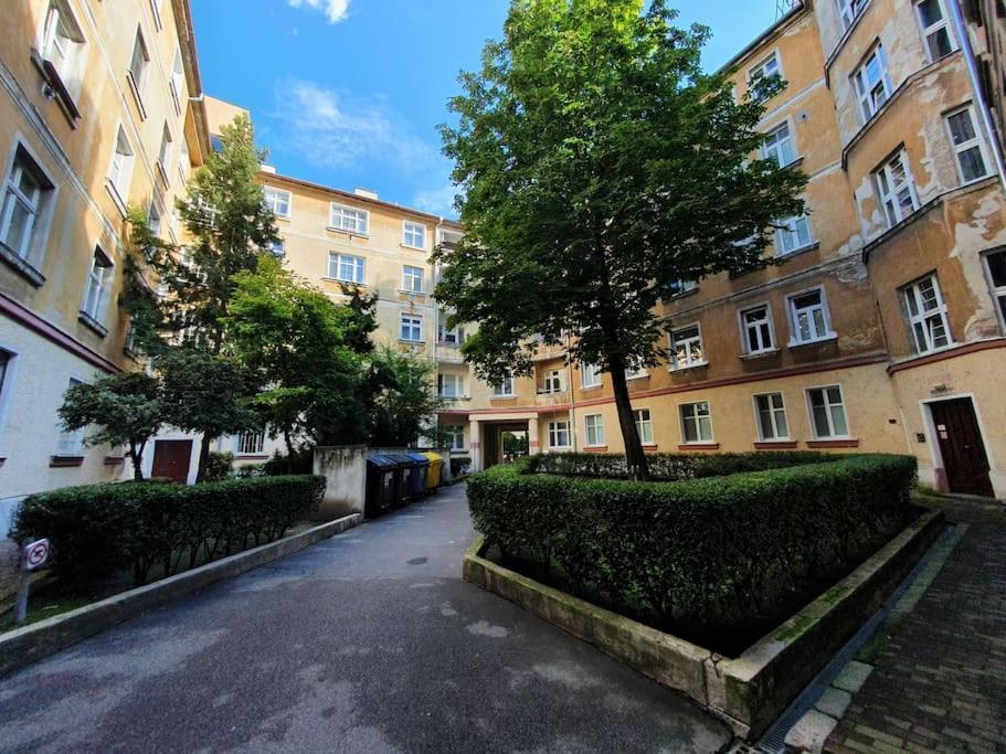 Lovely & Unique Apt In The Historic Center. 브라티슬라바 외부 사진